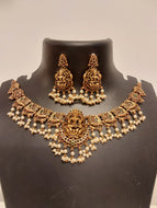 Imitation jewelry set with Godess Laksmi pendant
