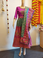 Load image into Gallery viewer, Long kurti