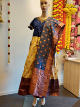 Load image into Gallery viewer, Long frock