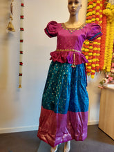 Load image into Gallery viewer, Long pavada type kurti