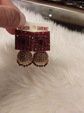 Load image into Gallery viewer, Earrings
