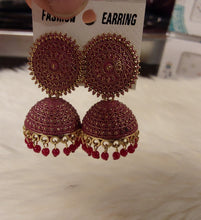 Load image into Gallery viewer, Earrings