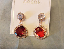 Load image into Gallery viewer, Earrings
