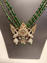 Load image into Gallery viewer, Long imitation emerald necklace
