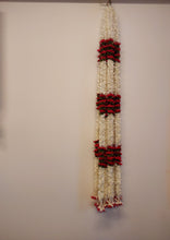 Load image into Gallery viewer, Artificial garlands
