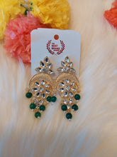 Load image into Gallery viewer, Earrings
