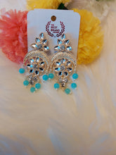 Load image into Gallery viewer, Earrings
