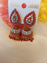 Load image into Gallery viewer, Earrings
