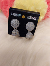 Load image into Gallery viewer, Earrings
