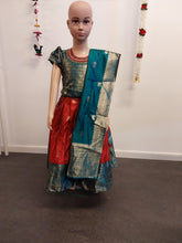 Load image into Gallery viewer, Frock
