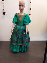 Load image into Gallery viewer, Frock
