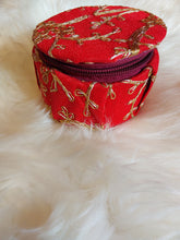 Load image into Gallery viewer, Bangles box
