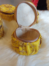 Load image into Gallery viewer, Bangles Box
