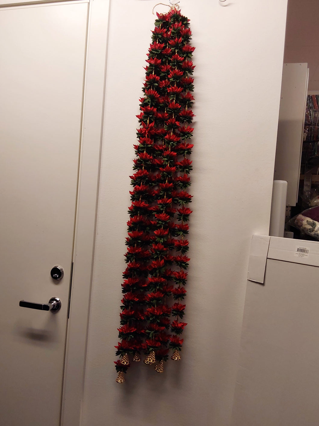 Artificial cloth garlands