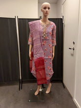 Load image into Gallery viewer, Women kurta,Pant and Duppata

