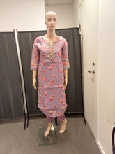 Load image into Gallery viewer, Women kurta,Pant and Duppata
