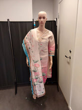 Load image into Gallery viewer, Women kurta,Pant and Duppata
