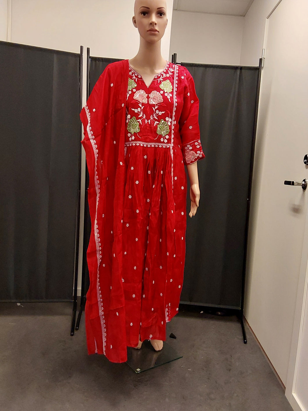 Women kurta, Pant and Duppata