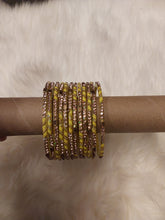 Load image into Gallery viewer, Glass bangles
