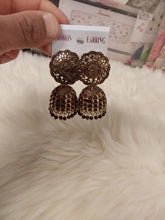 Load image into Gallery viewer, Earrings
