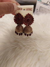 Load image into Gallery viewer, Earrings
