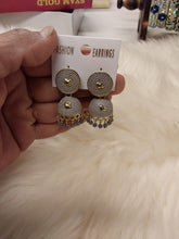 Load image into Gallery viewer, Earrings
