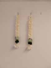 Load image into Gallery viewer, Artificial cloth garlands
