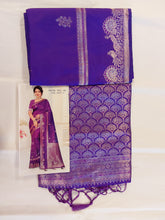 Load image into Gallery viewer, Saree
