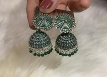 Load image into Gallery viewer, Earrings
