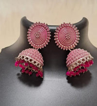 Load image into Gallery viewer, Earrings
